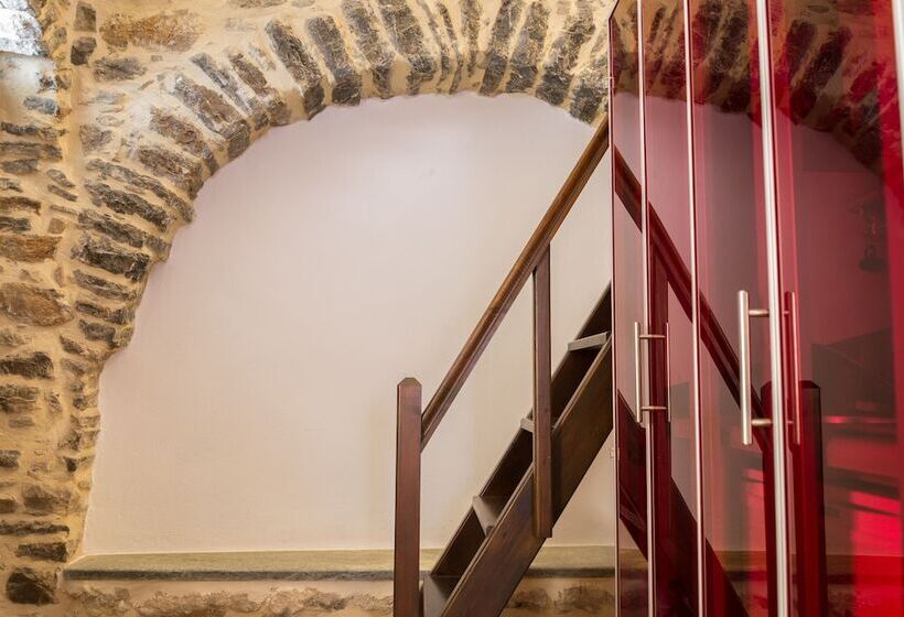 高级工作室, Lida Mary