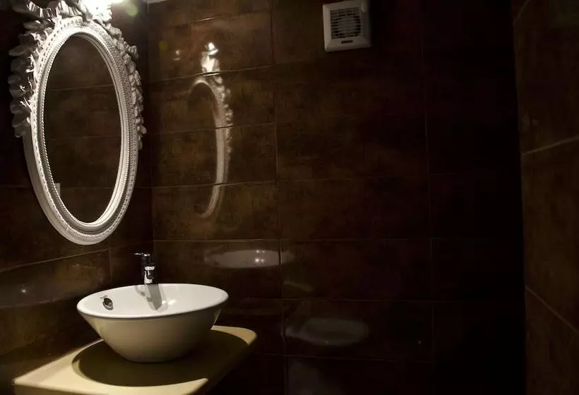 Suite, Lida Mary