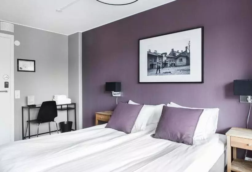 バス共有のスタンダードルーム, Linnéplatsens Hotell & Vandrarhem