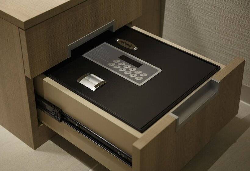 غرفة قياسية ثلاثية, Millennium Mitsui Garden Hotel Tokyo   Ginza