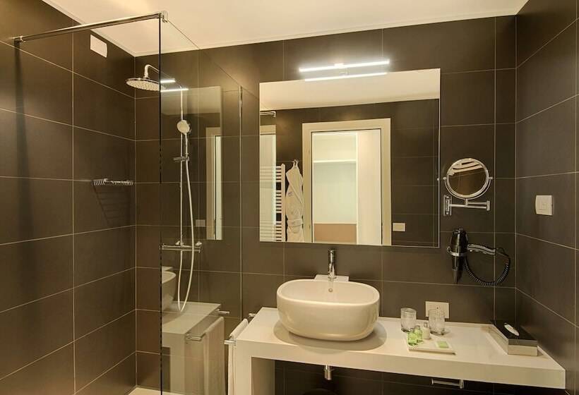 اتاق استاندارد, NH Trento