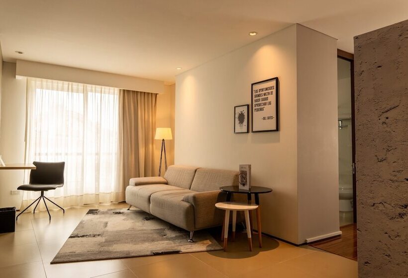 סוויטת ג'וניור, Quo Quality