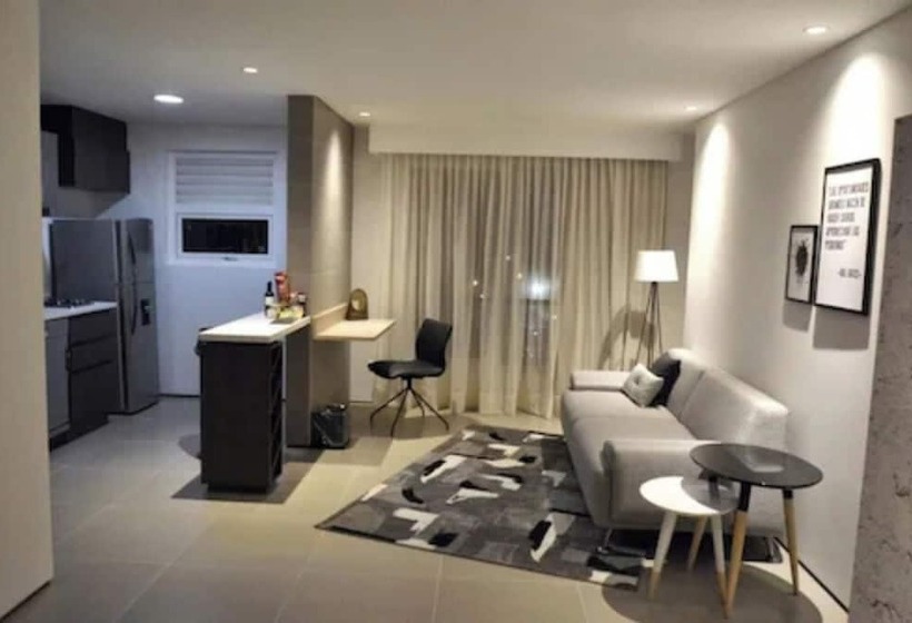 סוויטה דלוקס, Quo Quality