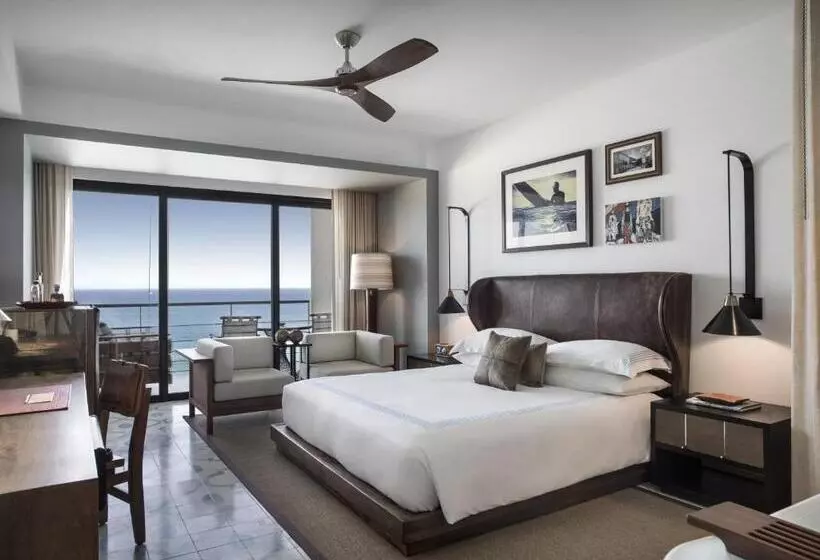 身障者適用キングサイズベッドルーム, The Cape, A Thompson Hotel, By Hyatt