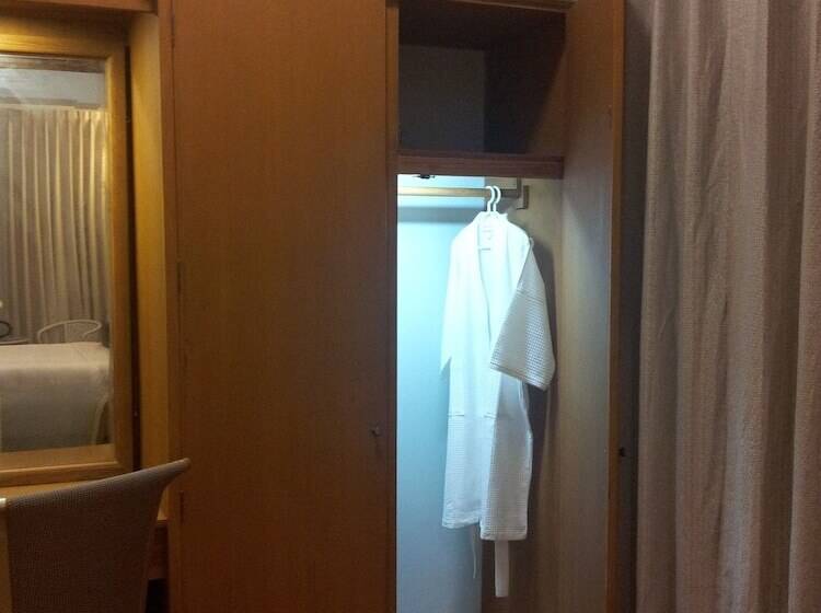 سوییت, Westay @ The Grand Nyaung Shwe, Inle Lake