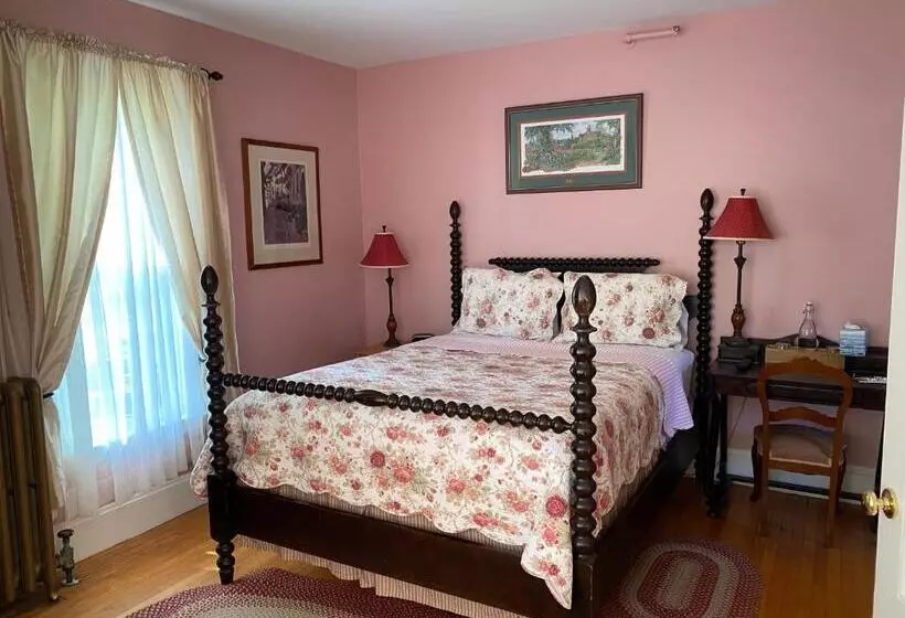 Standard-huone Poreallas, James Place Inn Bed And Breakfast