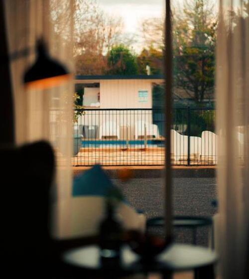 חדר סטנדרט, The Oriana Orange   Retro Hotel & Resort