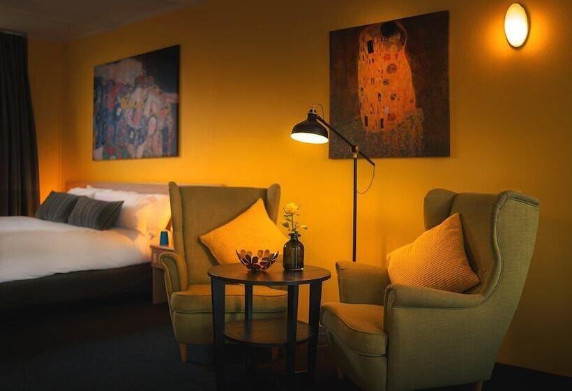 اتاق استاندارد با تخت دوبل, The Oriana Orange   Retro Hotel & Resort