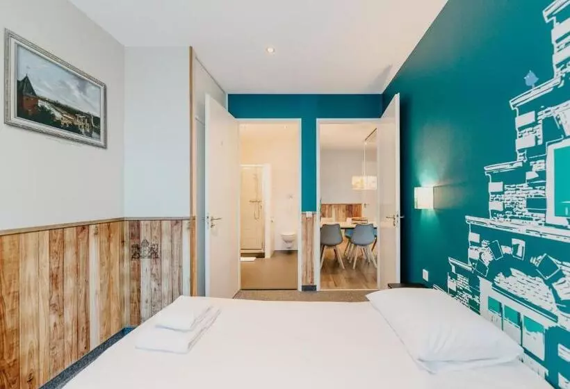 3 Bedroom Apartment, Amsterdam Id Apart