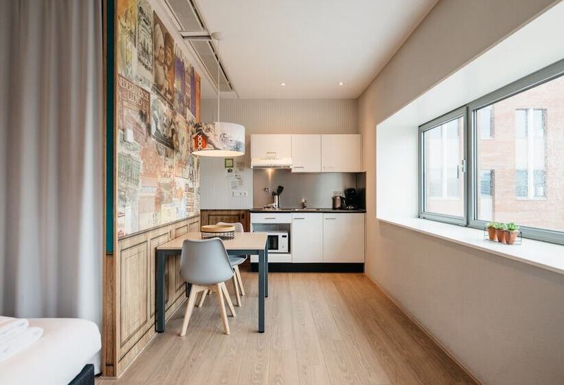 استودیوی استاندارد, Amsterdam Id Apart