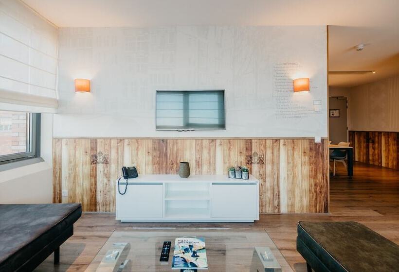 3 Bedroom Apartment, Amsterdam Id Apart