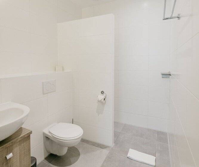 استودیو اجرایی, Amsterdam Id Apart