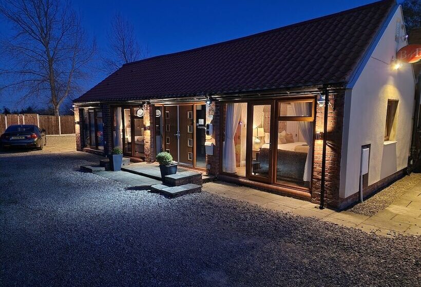 اتاق سوپریور, Thorpe Thewles Suites