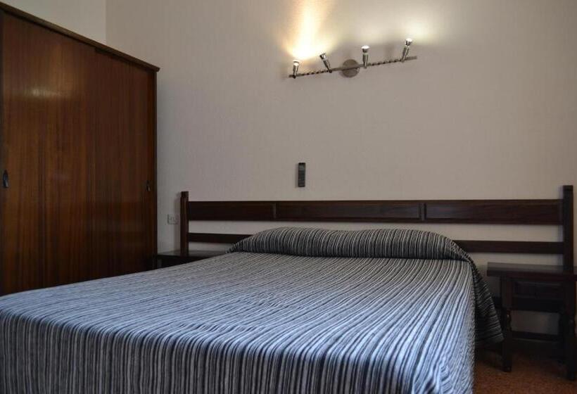 标准间, Hostal L´esplai