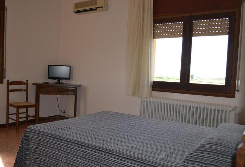 标准间, Hostal L´esplai