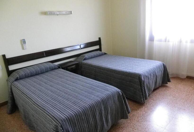 标准间, Hostal L´esplai