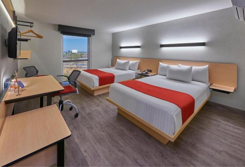 2ダブルベッドのスタンダードルーム, City Express By Marriott Salamanca