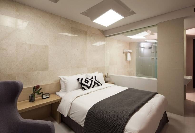 اتاق لوکس, Denim Seoul