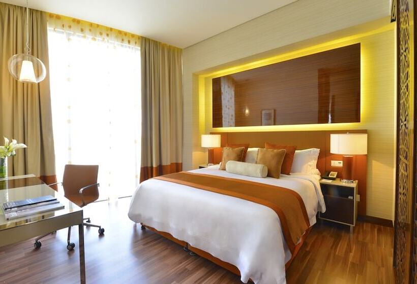 3 Bedroom Suite, Fraser Suites Diplomatic Area Bahrain