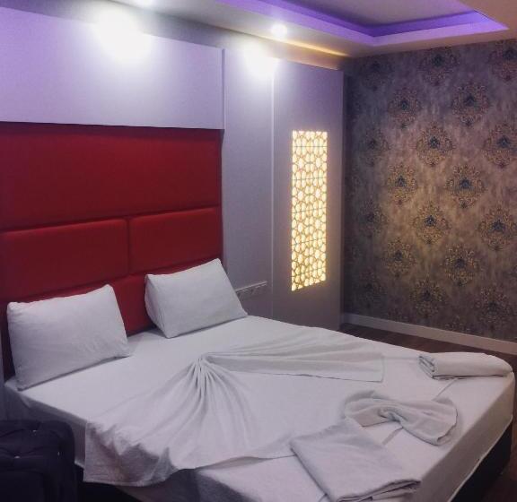 اتاق لوکس با تخت بزرگ, Grand Kayalar