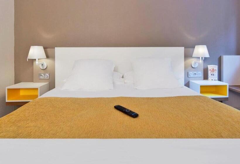 חדר סטנדרט, Kyriad Prestige Pau – Palais Des Sports