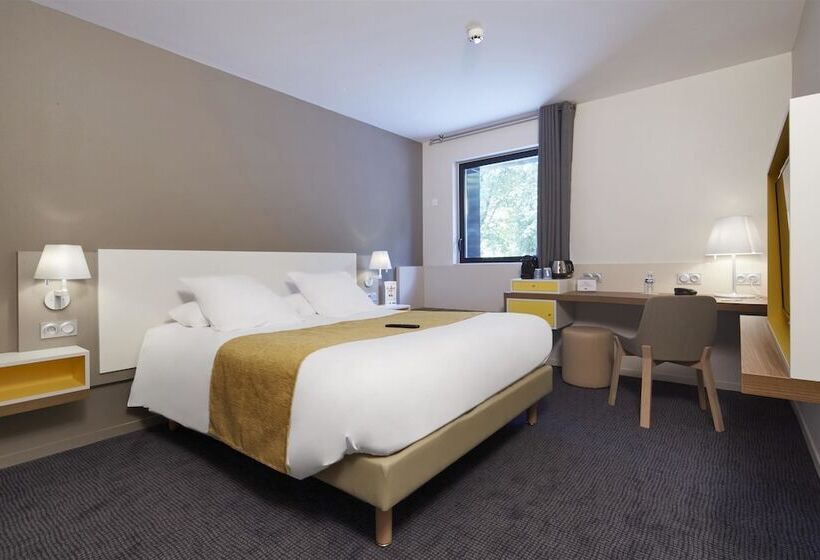 חדר סטנדרט, Kyriad Prestige Pau – Palais Des Sports