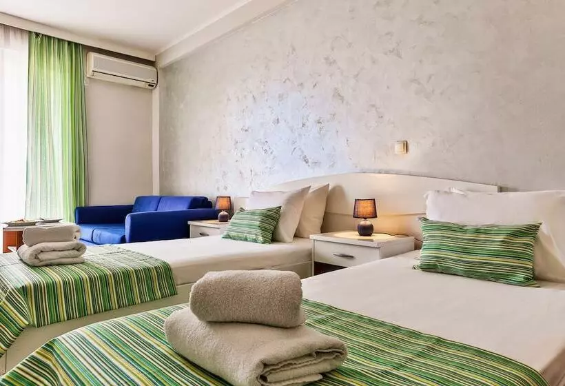 Triple Room Sea View, Magnolija