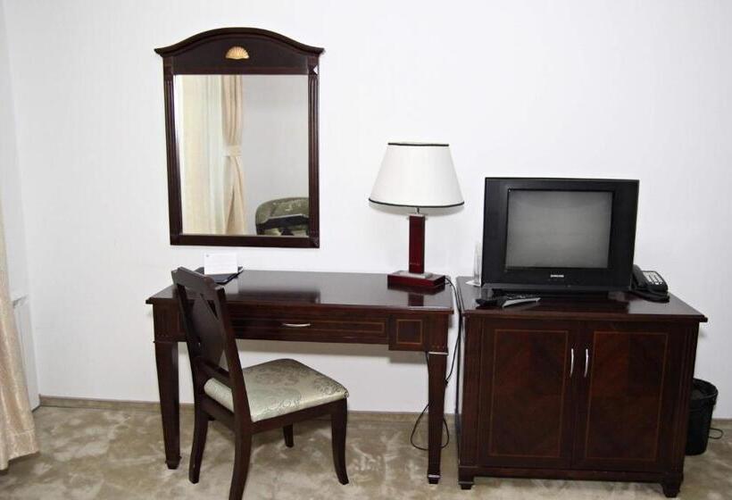 جناح, Mpm Family Hotel Merryan