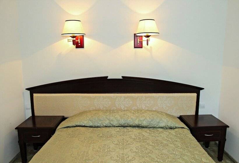 جناح, Mpm Family Hotel Merryan