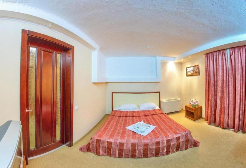 اتاق استاندارد, Optima Deluxe Kryvyi Rih