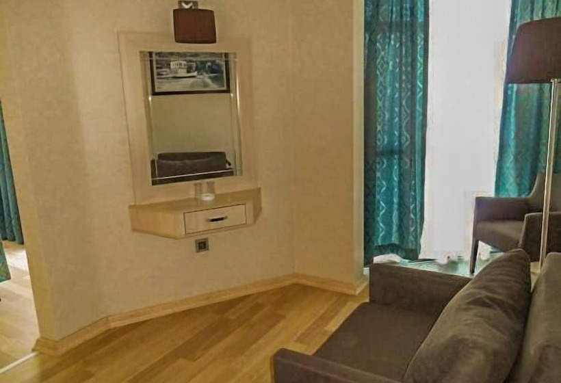 סוויטה נוף לים, Parador Beach