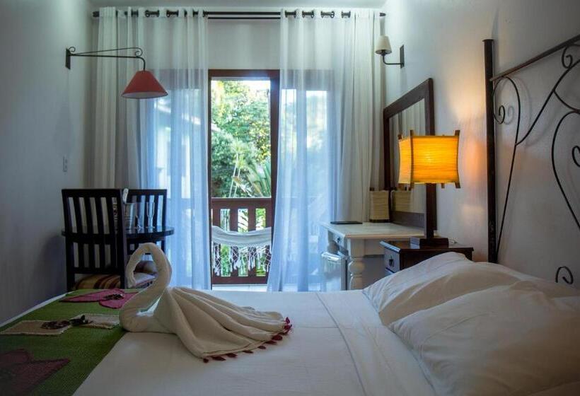 Люкс Вид на Сад, Porto Dos Casais Guest House Itacare