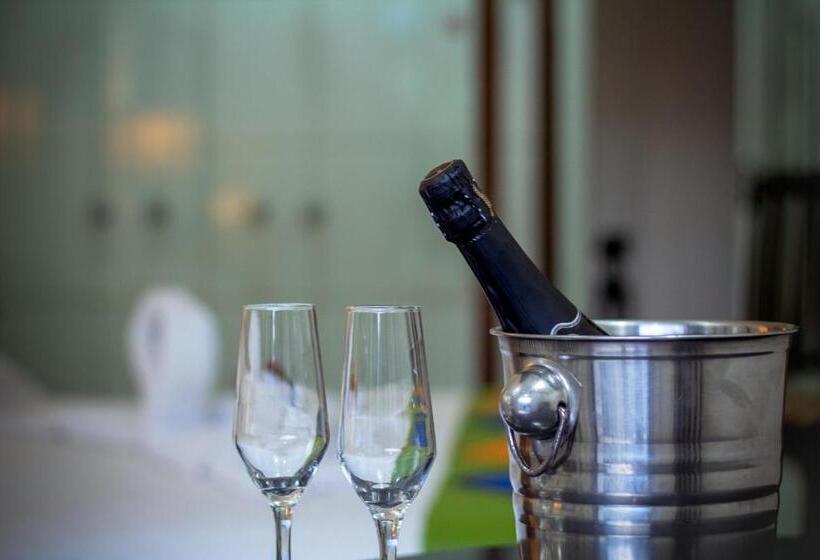 Люкс Вид на Сад, Porto Dos Casais Guest House Itacare