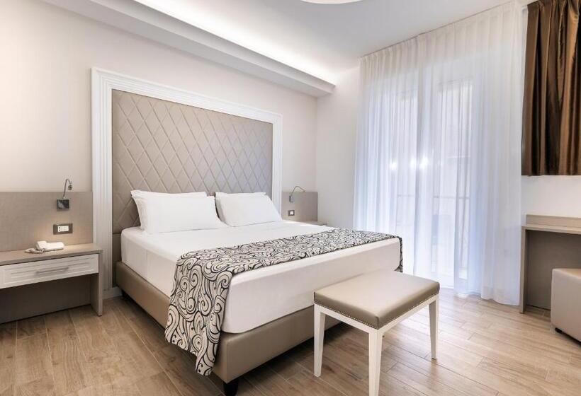 Полулюкс, Riviera