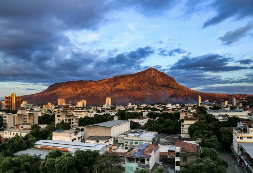 수피리어 룸, San Diego Governador Valadares