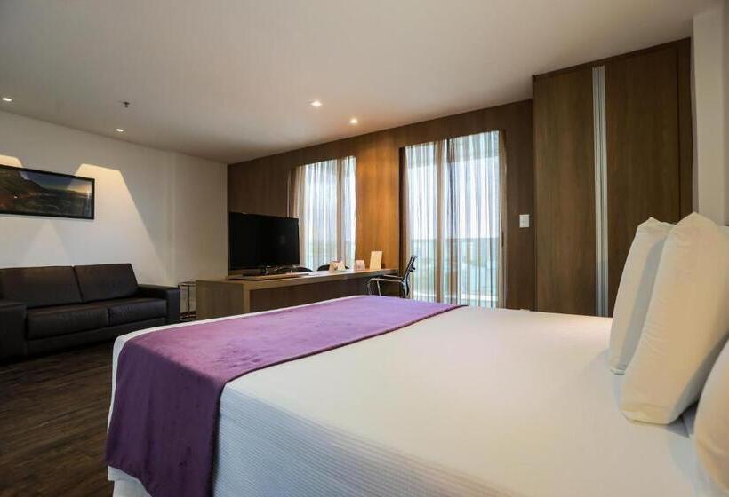 수피리어 룸, San Diego Governador Valadares