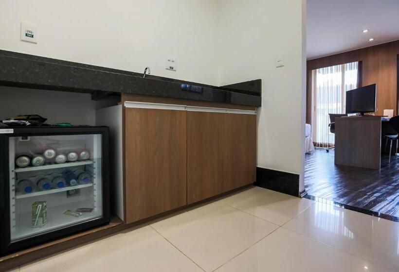 수피리어 룸, San Diego Governador Valadares