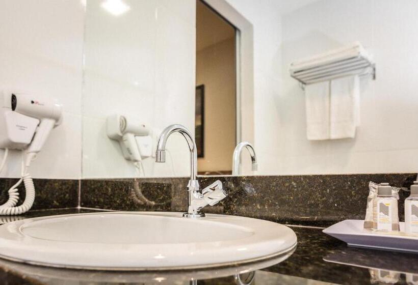 디럭스 룸, San Diego Governador Valadares