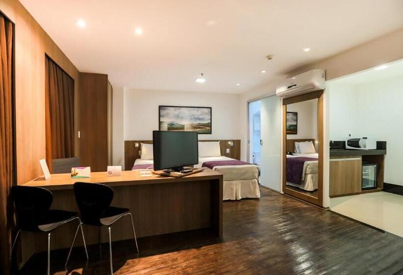 디럭스 룸, San Diego Governador Valadares