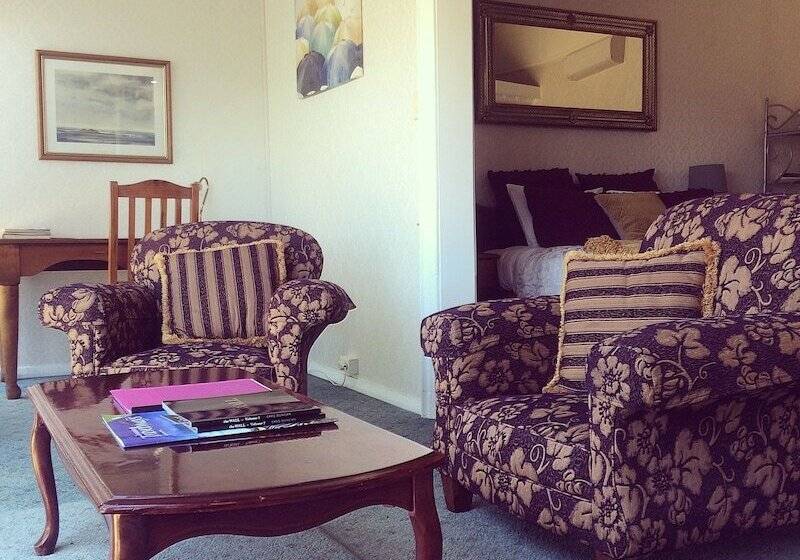 デラックススタジオ, Strahan Wilderness Lodge