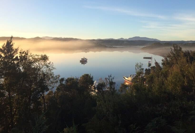 デラックススタジオ, Strahan Wilderness Lodge