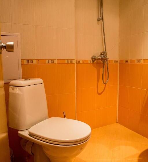 スタンダードルーム, Struma