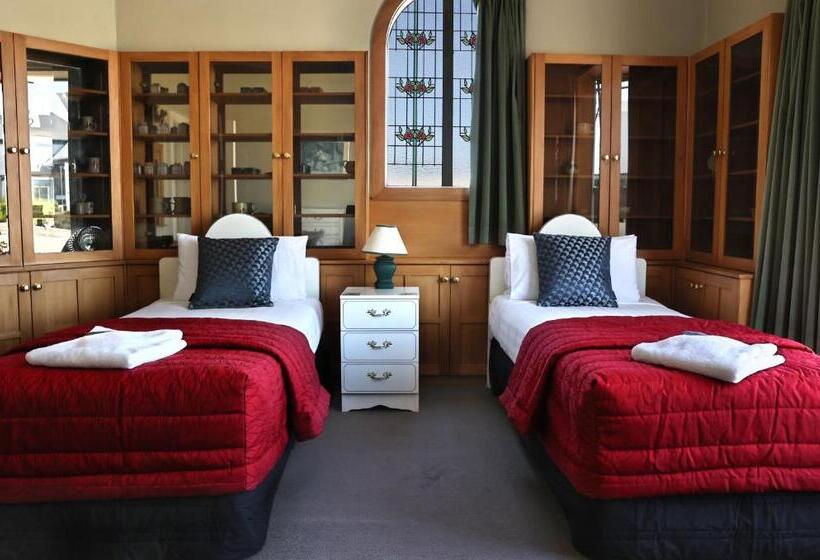 וילה עם 4 חדרי שינה, Baywatch Motor Lodge