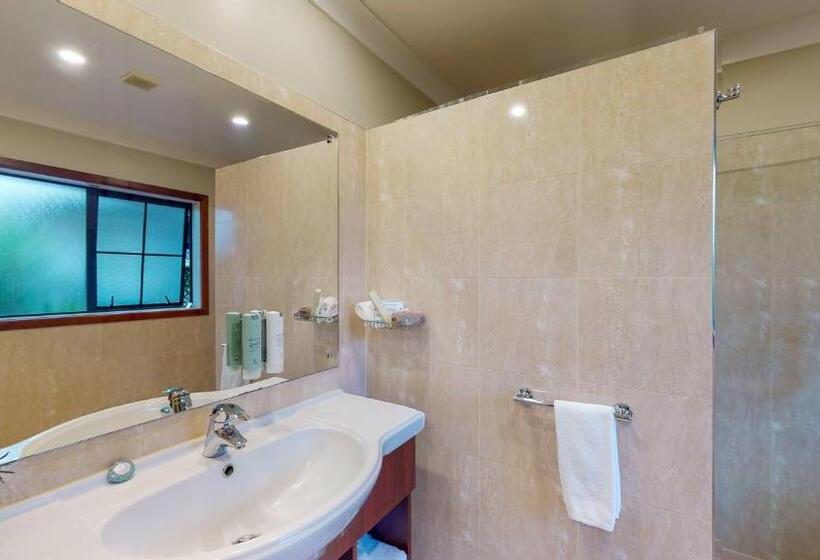 Студия Стандарт, Quantum Lodge Motor Inn