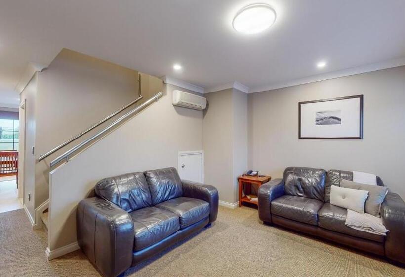 Family Suite, Quantum Lodge Motor Inn