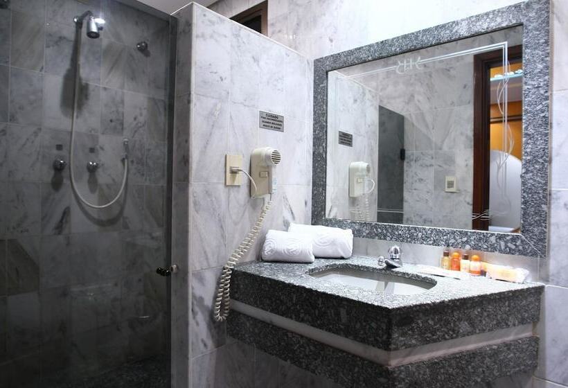 スイート, Rivieras Motel