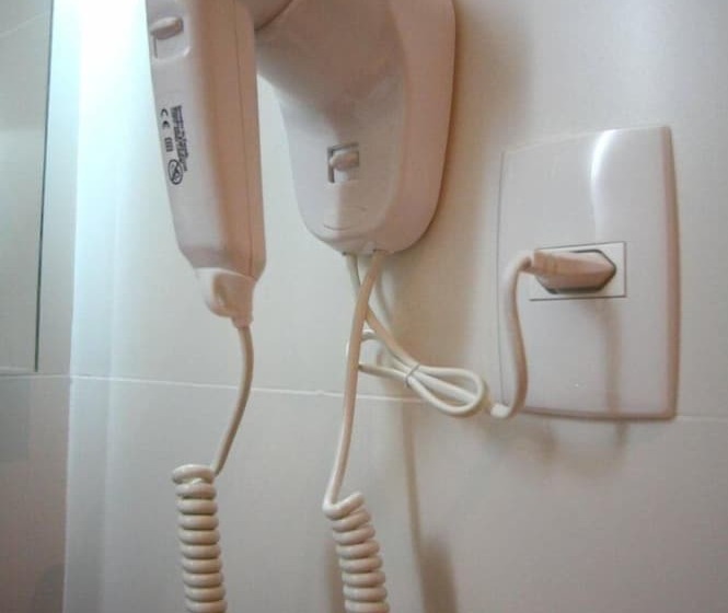 スイート, Rivieras Motel