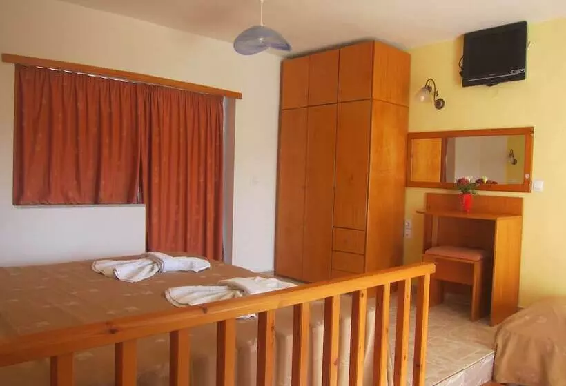 バルコニー付きスタンダードステューディオ, Baladinos Apartments