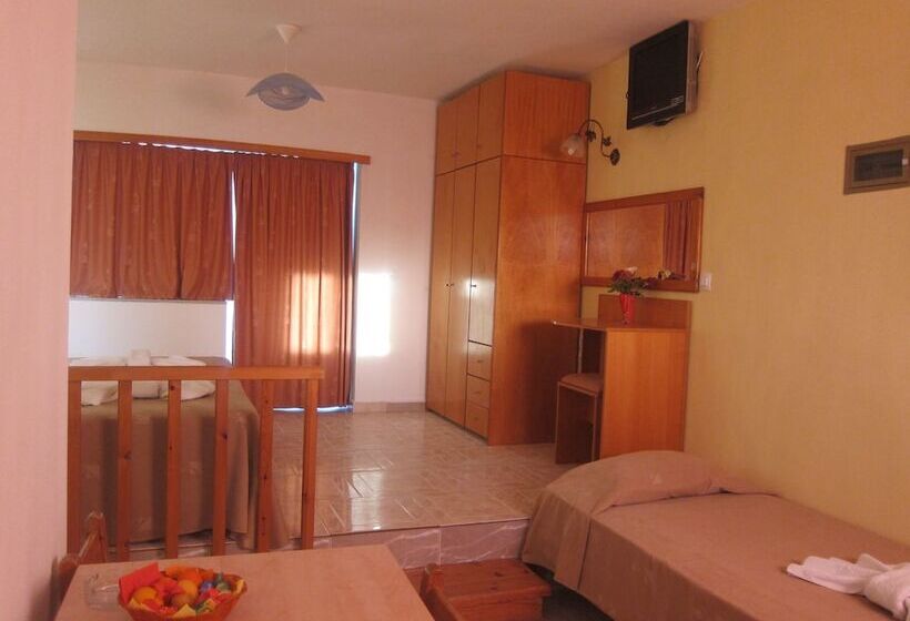 스탠다드 발코니 스튜디오, Baladinos Apartments