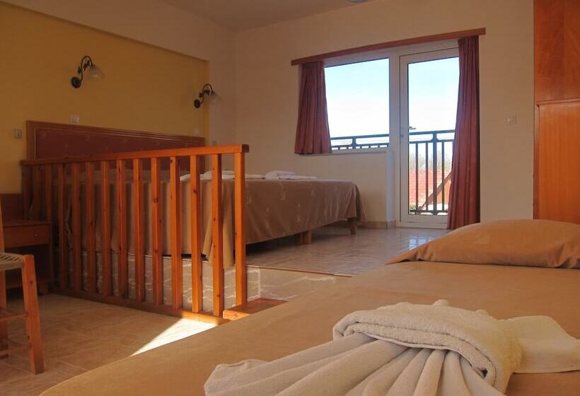 스탠다드 발코니 스튜디오, Baladinos Apartments